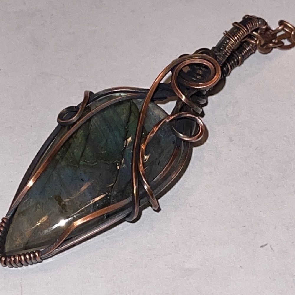 NWT DebbyTammy 16” necklace handmade blue Labradorite teardrop shaped stone